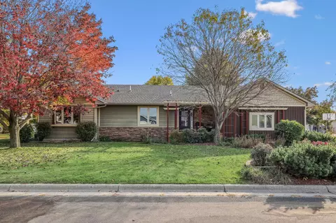 1418 Jefferson St, Hastings, MN 55033