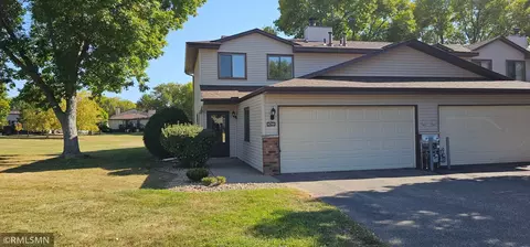 8780 Maplebrook Pkwy N, Brooklyn Park, MN 55445