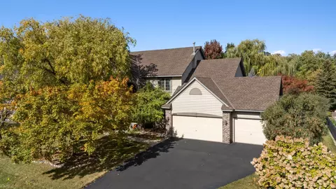 19714 Ireland Way, Lakeville, MN 55044