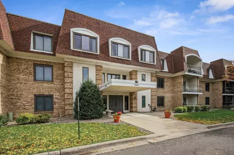 1450 Bidwell St #308, West Saint Paul, MN 55118