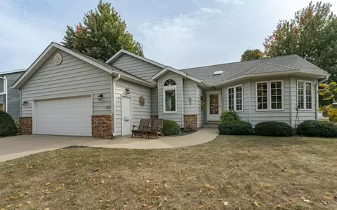 1102 4th Pl NW, Kasson, MN 55944
