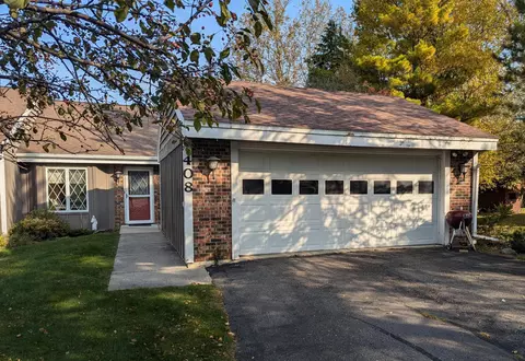 408 Shorewood Dr, International Falls, MN 56649