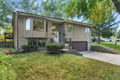 5926 Otter View Trl, White Bear Township, MN 55110