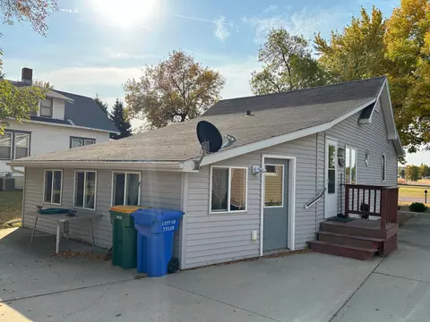 330 E Bradley St, Tyler, MN 56178 photo 3