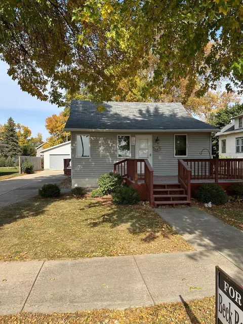 330 E Bradley St, Tyler, MN 56178