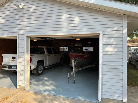 330 E Bradley St, Tyler, MN 56178 photo 35