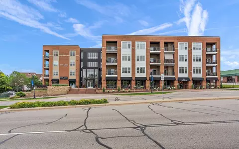 12501 Nicollet Ave #208, Burnsville, MN 55337