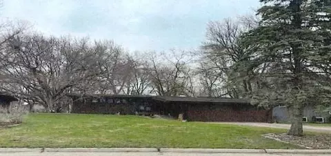 5816 Olinger Blvd, Edina, MN 55436