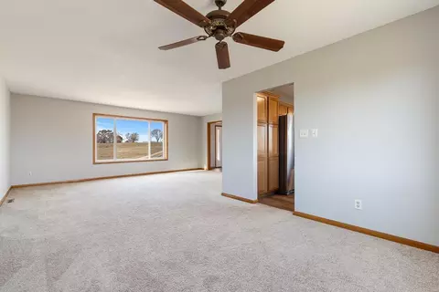 501 Brussels Ct, Marshall, MN 56258 photo 9
