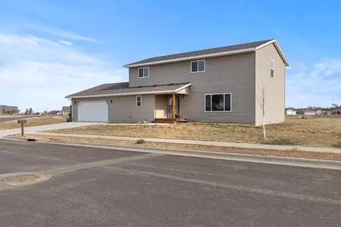 501 Brussels Ct, Marshall, MN 56258