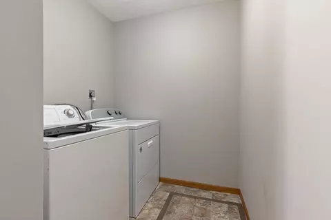 501 Brussels Ct, Marshall, MN 56258 photo 18