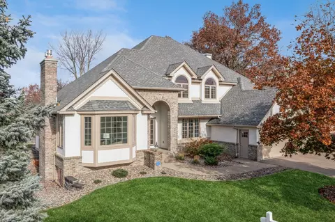 11376 Bluestem Ln, Eden Prairie, MN 55347