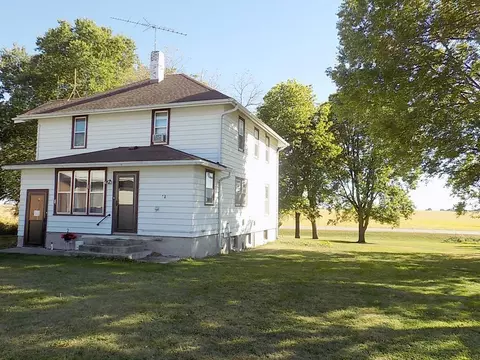 48388 Fort Rd, Nicollet, MN 56074