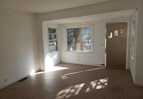 1318 E 23rd St, Minneapolis, MN 55404 photo 5