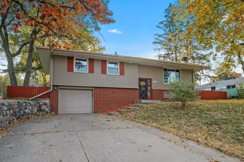 2172 Van Dyke St, Maplewood, MN 55109