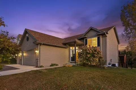 2452 River Bend Trl, Mayer, MN 55360 photo 5
