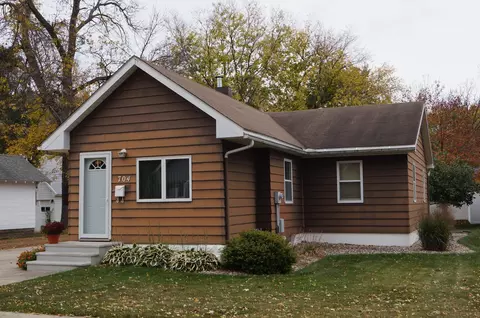 704 7th Ave SE, Austin, MN 55912