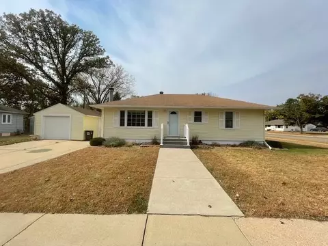 1600 4th St SW, Austin, MN 55912