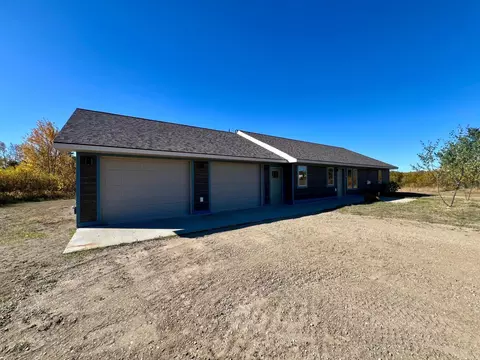 956 Rodeo Dr NW, Bemidji, MN 56601