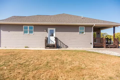 813 Windom Ave, Montevideo, MN 56265 photo 35