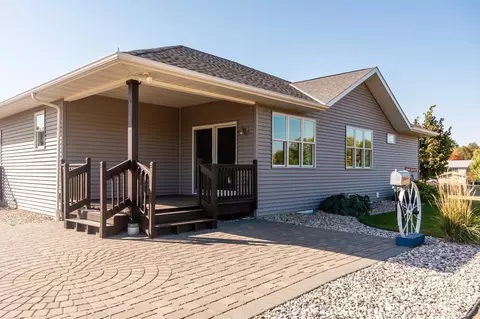 813 Windom Ave, Montevideo, MN 56265 photo 34