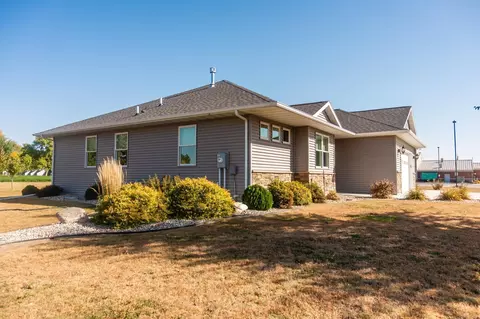 813 Windom Ave, Montevideo, MN 56265 photo 32