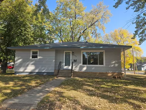 402 25th Ave N, Saint Cloud, MN 56303