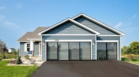 9849 89th St S, Cottage Grove, MN 55016