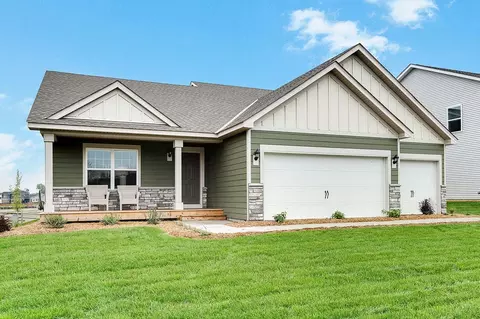 9909 89th St S, Cottage Grove, MN 55016