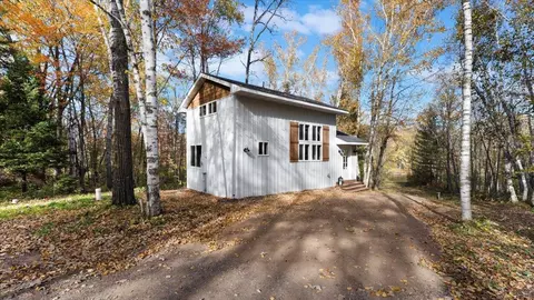 26332 Riverview Dr, Mora, MN 55051