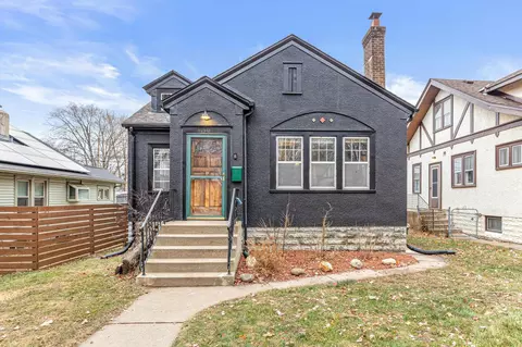 4150 Queen Ave N, Minneapolis, MN 55412