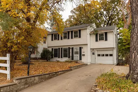 910 3rd Ave SE, Rochester, MN 55904