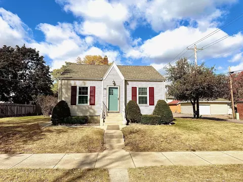 716 4th St S, New Ulm, MN 56073