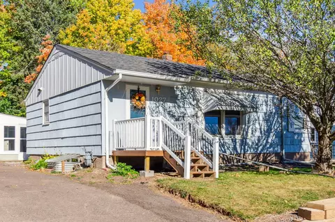 1027 W Arrowhead Rd, Duluth, MN 55811