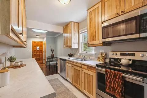 1027 W Arrowhead Rd, Duluth, MN 55811 photo 6