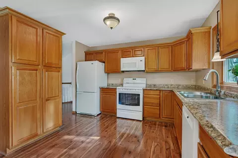 15654 Century Estates Cir, Cold Spring, MN 56320 photo 4