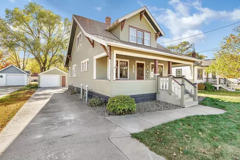 204 E Minnesota St, Saint Joseph, MN 56374