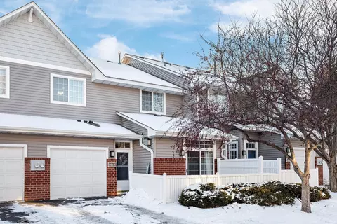14160 Plymouth Ave #33, Burnsville, MN 55337