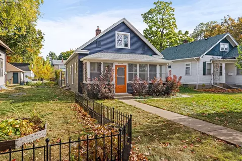 3349 30th Ave S, Minneapolis, MN 55406