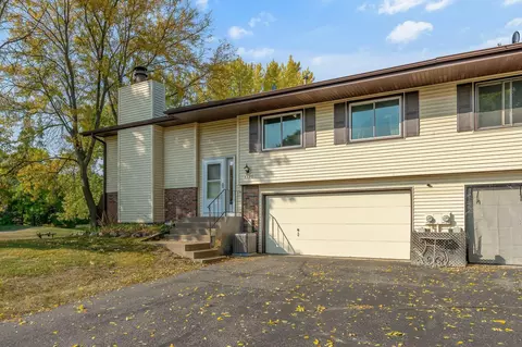 4325 Evergreen Dr, Vadnais Heights, MN 55127