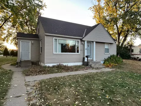 5132 Hughes Ave, Fridley, MN 55421