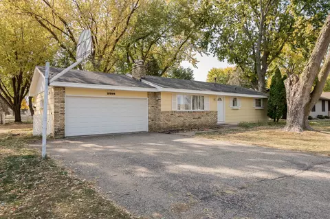 2588 Hauer Trl, Shakopee, MN 55379