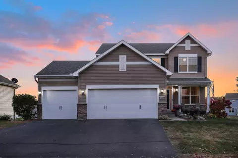 1035 Meadow Ln, Waconia, MN 55387