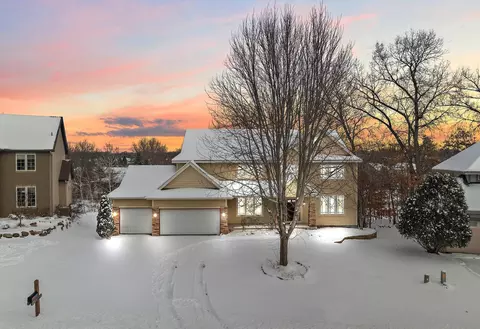 6906 Lydia Ln, Woodbury, MN 55125