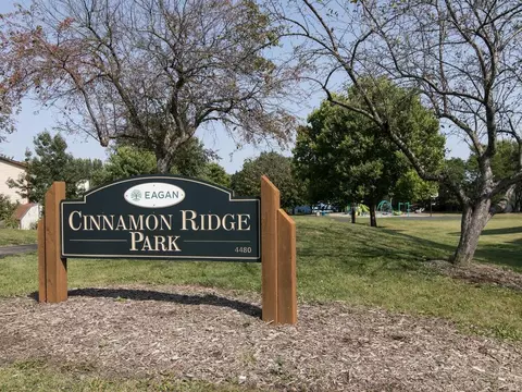 4504 Cinnamon Ridge Trl #B, Eagan, MN 55122 photo 17
