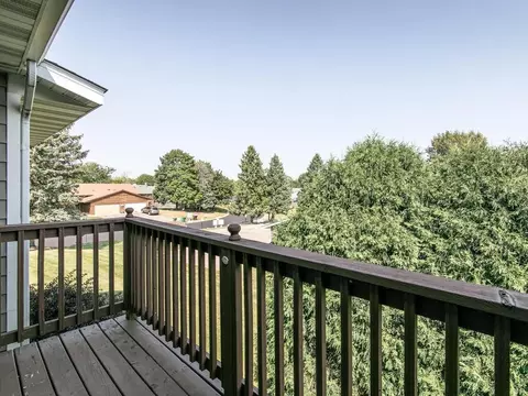 4504 Cinnamon Ridge Trl #B, Eagan, MN 55122 photo 15
