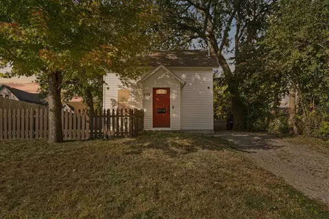 109 E 2nd St, Albert Lea, MN 56007 photo 2