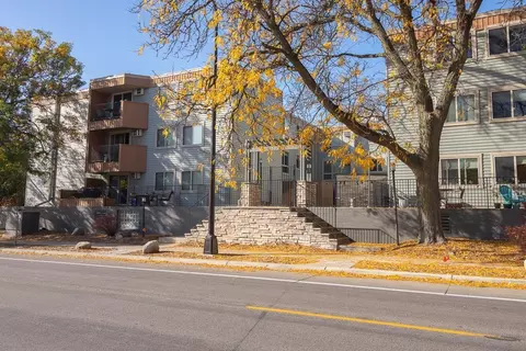3540 Hennepin Ave #110, Minneapolis, MN 55408