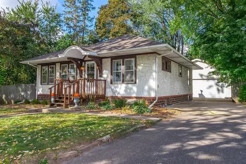 2725 8th Ave E, North Saint Paul, MN 55109