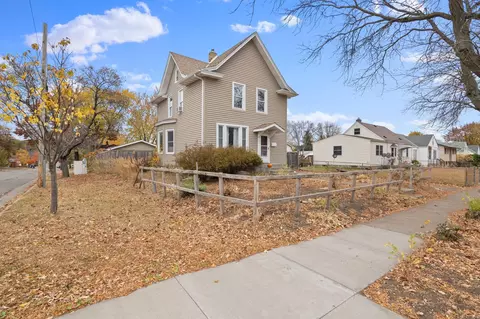 1599 Margaret St, Saint Paul, MN 55106